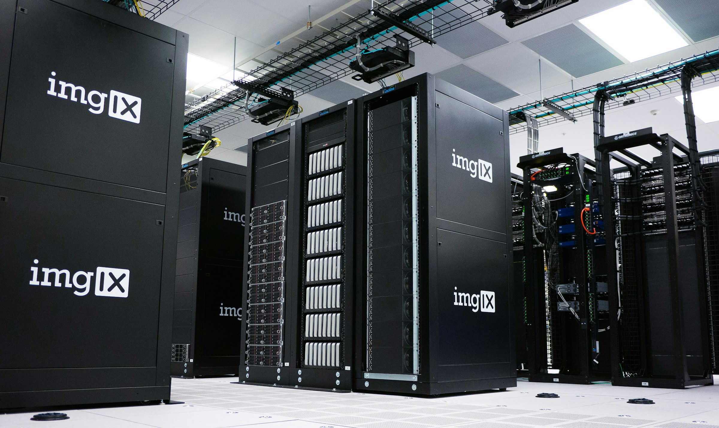 Рабочая AI-инфраструктура для автоматизации бизнес-процессов